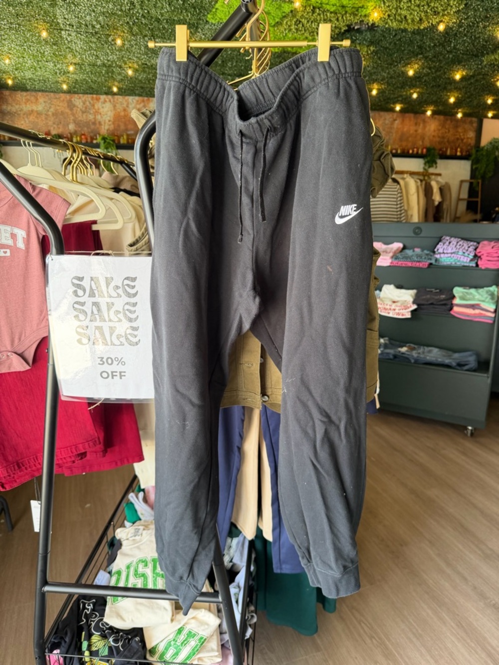 Nike Black Women’s Fleece Jogger Pants A100